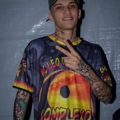 MC Léo da Baixada photo 12