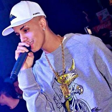 MC Livinho photo 29