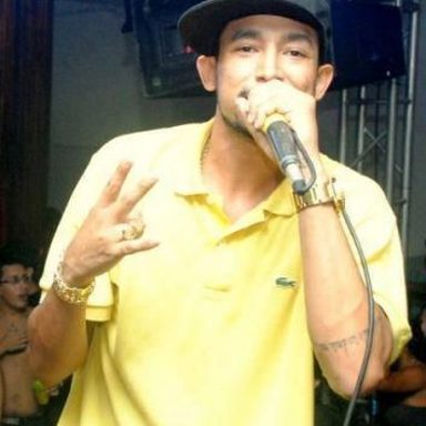 MC Tikão
