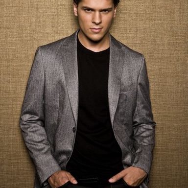 Mickael Carreira