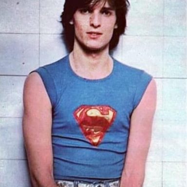 Miguel Bosé