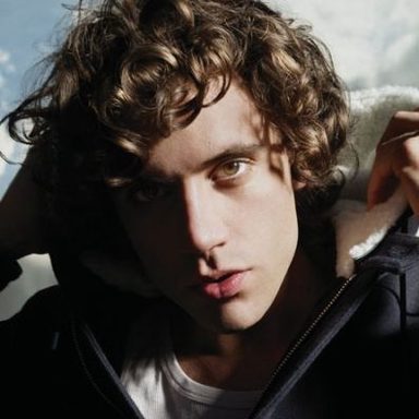 MIKA photo 35