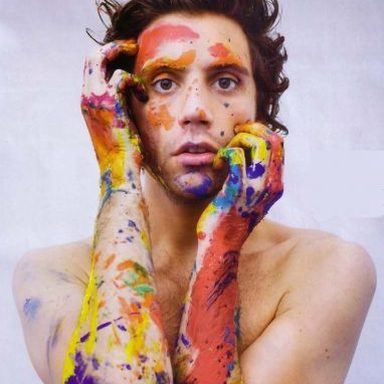 MIKA photo 38