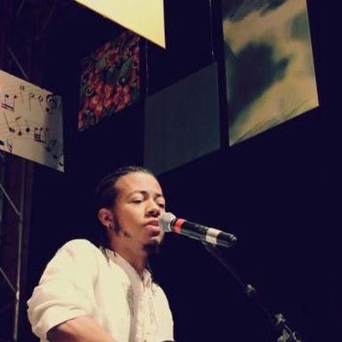 Mike Santos photo 9