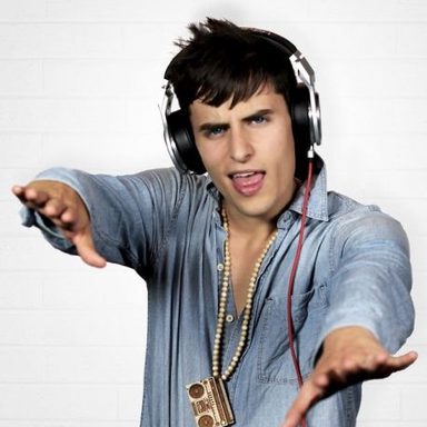 Mike Tompkins