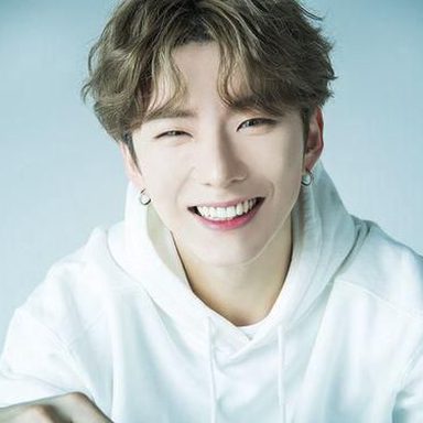 MONSTA X photo 352