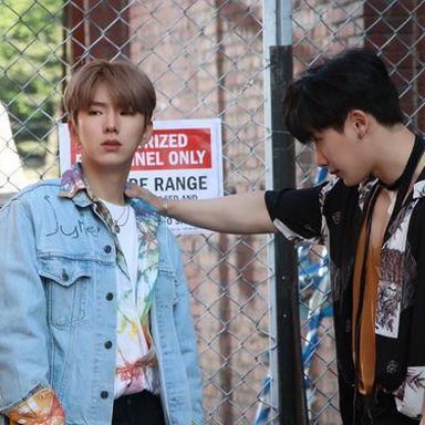 MONSTA X photo 30
