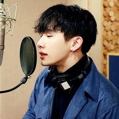 MONSTA X photo 323