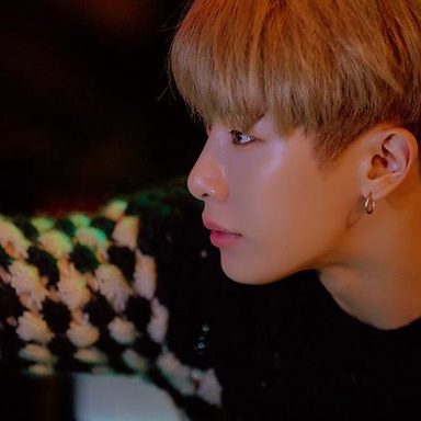 MONSTA X photo 381
