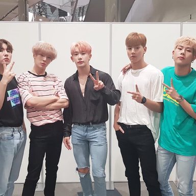 MONSTA X photo 56