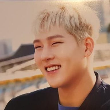 MONSTA X photo 392