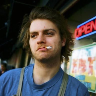 Mac DeMarco photo 17