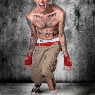 Machine Gun Kelly photo 43