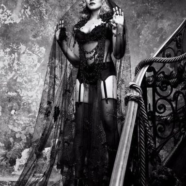 Madonna photo 282