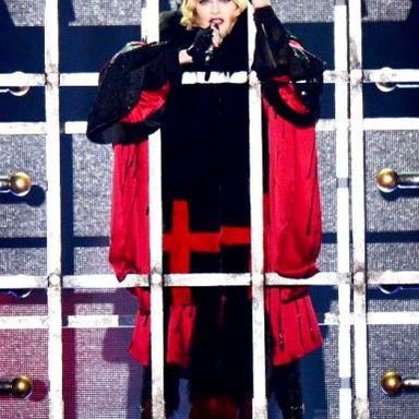 Madonna photo 255