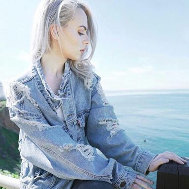 Madilyn Bailey photo 18
