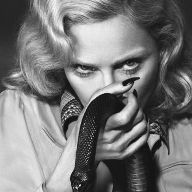 Madonna photo 142
