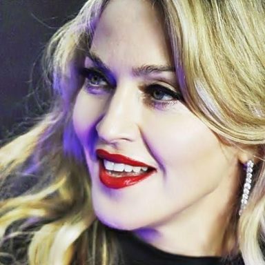 Madonna photo 18