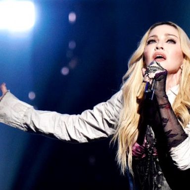 Madonna photo 324