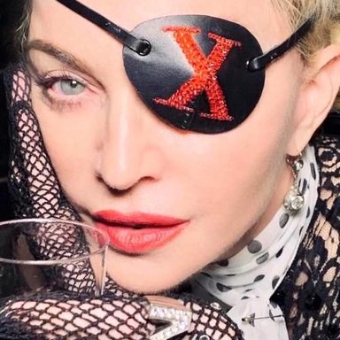 Madonna photo 299