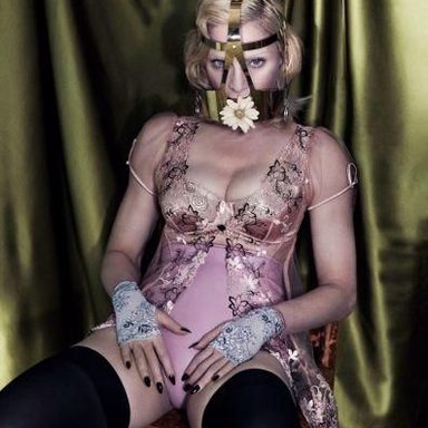Madonna photo 131