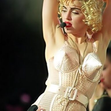 Madonna photo 463