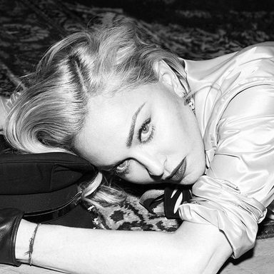 Madonna photo 304