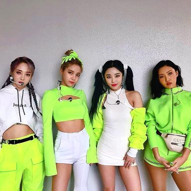 MAMAMOO photo 39