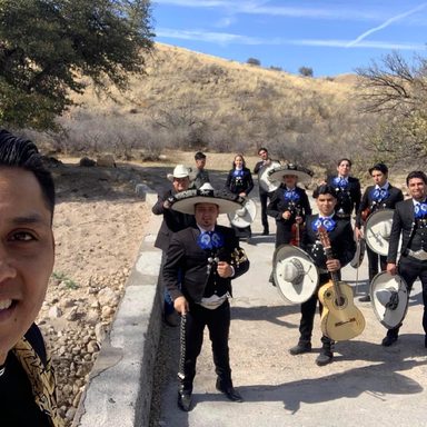 Mariachi Corazón Alegre
