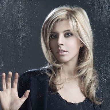 Najoua Belyzel