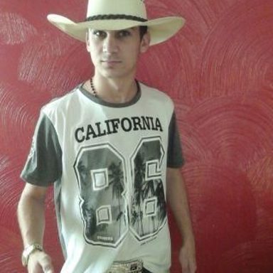 Nando Costta