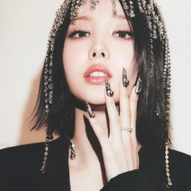 NAYEON photo 17