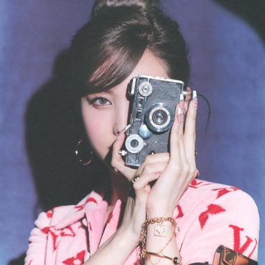 NAYEON photo 13
