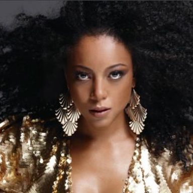 Negra Li photo 14