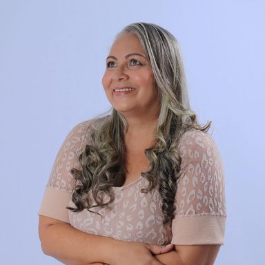 Neide Barros