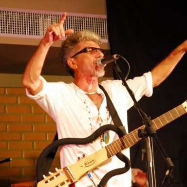 Neuber Uchôa