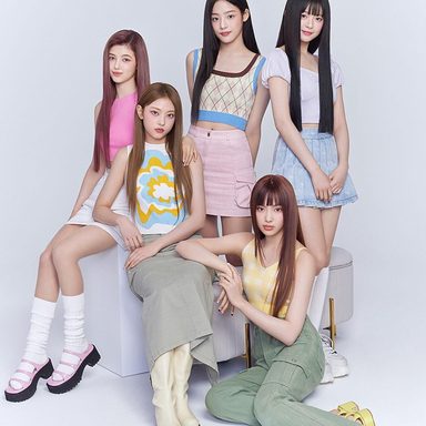 NewJeans photo 29