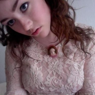 Nicole Dollanganger photo 22
