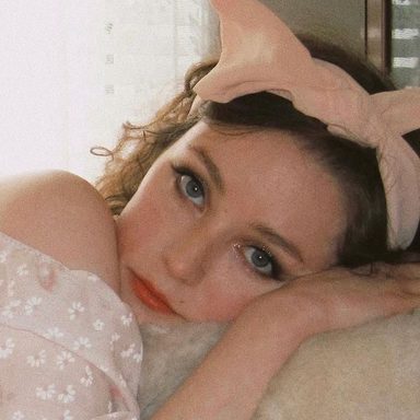 Nicole Dollanganger photo 13
