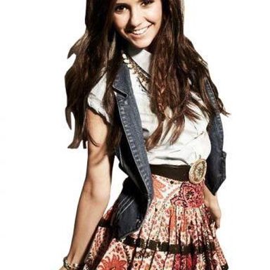 Nina Dobrev