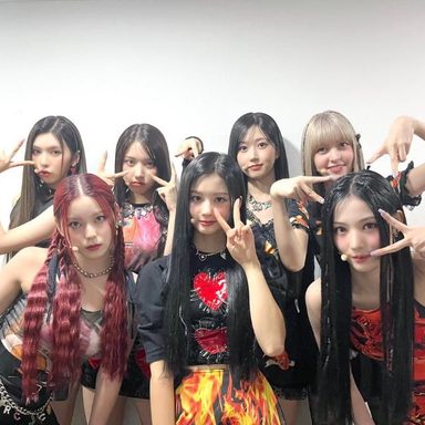 NMIXX photo 21