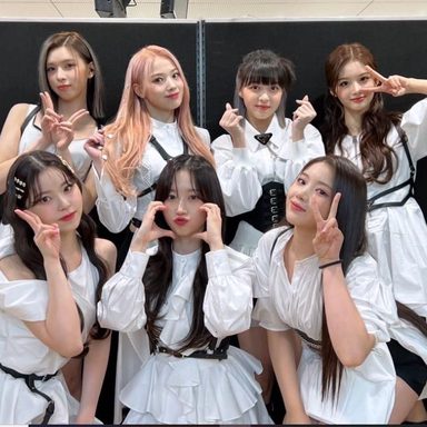 NMIXX photo 25