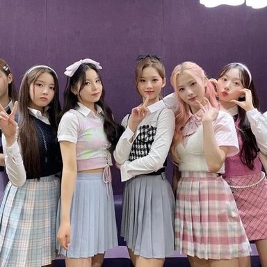 NMIXX photo 24