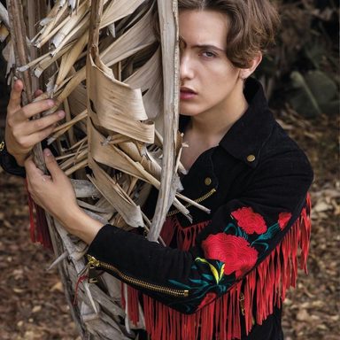 Noah Urrea photo 19