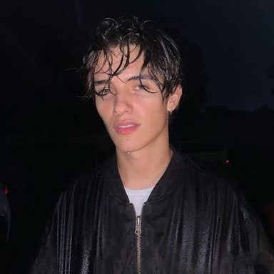 Noah Urrea photo 11
