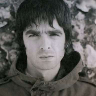Noel Gallagher photo 9