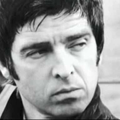 Noel Gallagher photo 20