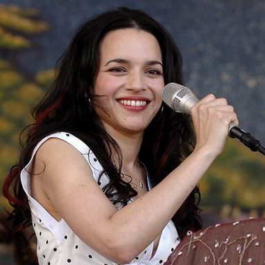 Norah Jones photo 45