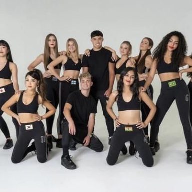 Now United photo 104