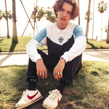 Now United photo 136